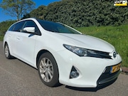 Toyota Auris - 1.8 Hybrid Lease