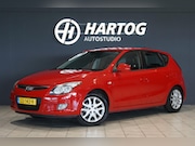 Hyundai i30 - 2.0i i-Catcher + AUTOMAAT / LEDER / DEALER ONDERHOUDEN / STO