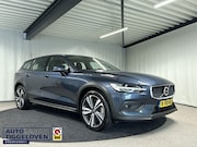 Volvo V60 - Cross Country 2.0 B5 AWD Pro Automaat | Trekhaak | Leder | M