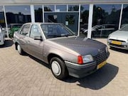 Opel Kadett - 1.8S LS