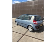 Renault Scénic - 2.0-16V Privilège Luxe
