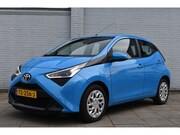 Toyota Aygo - 1.0 VVT-i x-play Handgeschakeld 72pk | Achteruitrijcamera | 