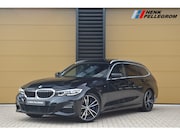 BMW 3-serie - Touring 330i High Exe * M-Sport * Panoramadak * Head-up * Sf