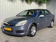 Opel Vectra - 1.8-16V Comfort|Navigatie|Climate Control|Dealer Onderhouden