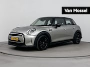 MINI Cooper - 5-Deurs 1.5 Camden Edition | airco automatisch | Apple Carpl