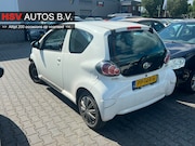 Toyota Aygo - 1.0-12V Dynamic Navigator airco *sloop