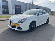 Alfa Romeo Giulietta - 1.7 TBi Quadrifoglio Verde BJ 2011