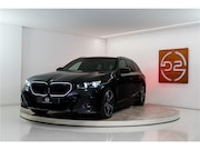BMW 5-serie - Touring 530e High Executive M Sport 300PK | Pano | H/K | Sfe