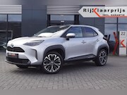 Toyota Yaris Cross - 1.5 Hybrid Executive / Panodak /360gr Camera /Elektr. A-Klep
