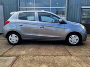 Mitsubishi Space Star - 1.0 Cool+ Airco, Audio, 5-Deurs, Zeer zuinig