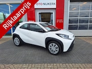 Toyota Aygo X - 1.0 VVT-i MT Play
