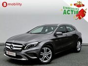 Mercedes-Benz GLA-Klasse - GLA 180 Premium Apple CarPlay Stoelverwarming | Sportstoelen