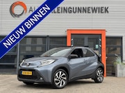 Toyota Aygo X - 1.0 VVT-i S-CVT Envy / Schuifdak / Stoelverwarming / Automaa