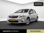 Toyota Auris - 1.8 Full Hybrid Business|CAMERA|NL AUTO|XENON|GOED ONDERHOUD