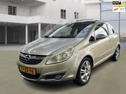 Opel Corsa - 1.4-16V Cosmo/PANO/NAVI/FIETSENDRAGER IN KENTEKEN