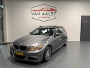 BMW 3-serie - Touring 318i M-sport / Pano/ Trekhaak/ Alcantara/ Navi
