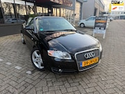 Audi A4 - 2.4 V6 Exclusive