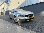 Volvo V60 - 2.0 D3 Summum NIEUW APK /NAVI/ELEKTRISCHE STOELEN /STOELVERW