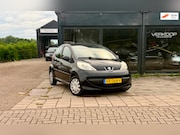 Peugeot 107 - 1.0-12V XR Carplay Apk 2027 Augustus