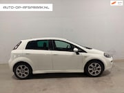 Fiat Punto - 1.3 M-Jet Lounge 5drs. Navi Clima Cruise PDC Trekhaak
