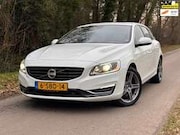 Volvo V60 - 2.4 D6 AWD Plug-In Hybrid Summum | Pano + Navi + C