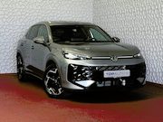 Volkswagen T-Roc - 1.5 150PK eTSI R-LINE EDITION IQ LED/GRIL LOGO STOEL/STUUR.V