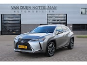 Lexus UX - 250h Luxury Line / Carplay / Camera / Leer