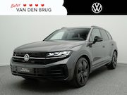 Volkswagen Touareg - 3.0 TSi eHybrid 4MOTION Elegance | Lucht vering | Matrix Led