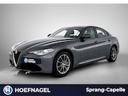Alfa Romeo Giulia - 2.0T Super | Navi | Climate Control | Cruise Control |