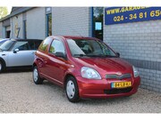Toyota Yaris - 1.3 VVT-i Sol Automaat APK 20-06-2027