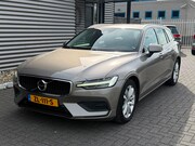 Volvo V60 - 2.0 D3 Momentum Pro | €10.000 EX BPM|