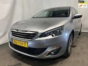 Peugeot 308 - 1.2 PureTech Allure - Achter Schade - Motor Loopt