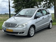 Mercedes-Benz B-klasse - 170 autmaat * boekjes