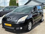 Peugeot 5008 - 1.6 Benzine 7-Persoons Zwart 2011 Trekhaak
