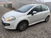 Fiat Punto - 1.3 M-Jet 2011 5 deurs euro 5 APK 11-26