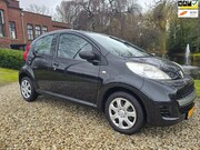 Peugeot 107 - 1.0-12V XR 5-deurs AIRCO *apk:03-2027