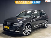 Volkswagen Tiguan - 2.0 TSI 4Motion Highline R-LINE 220PK|PANO|TREKHAAK|CAMERA|L