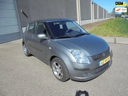 Suzuki Swift - 1.5 Exclusive