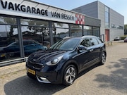 Kia Niro - 1.6 GDi Hybrid DynamicLine AUTOMAAT-CLIMA-CAMERA-TREKHAAK