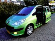 Peugeot 1007 - 1.4 Urban 114.000km. Clima Schuifdeuren Hoge instap