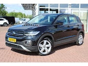 Volkswagen T-Cross - 1.0 TSI 110pk 7-DSG Automaat Style, Trekhaak, Stoelverwarmin