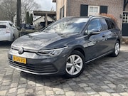 Volkswagen Golf - Variant 1.0 eTSI Life autom ecc, navi, chroom, dglass