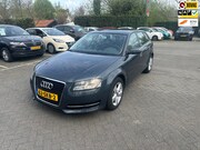 Audi A3 - Sportback 1.4 TFSI Attraction Pro Line , carplay , airco , c