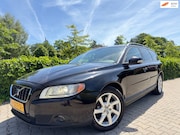 Volvo V70 - 2.4D Ocean Race , 6 Bak , Clima / Cruise / Schuikdak / Navi