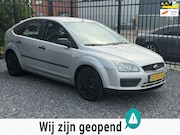 Ford Focus - 1.4-16V Ambiente AIRCO5DEURSNWE APKKOOPJE