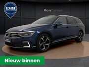 Volkswagen Passat - Variant 1.4 TSI PHEV GTE | Pano Dak | Camera | ACC | Side As