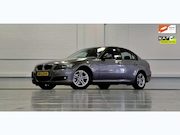 BMW 3-serie - 318i Business Line Xenon Sportstoelen Navi Parkeerhulp Garan