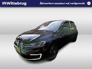 Volkswagen e-Golf - E-DITION / SOH 92%/ AUTOMAAT/ LEER/ PARK.SENSOREN V+A/ CAMER