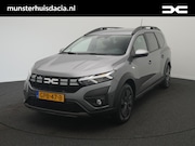 Dacia Jogger - 1.6 Hybrid 140 Expression 7p. - All Season banden - Stoelver