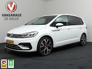 Volkswagen Touran - 1.5 TSI Highline Business R 7p | Trekhaak | Camera | ACC | C